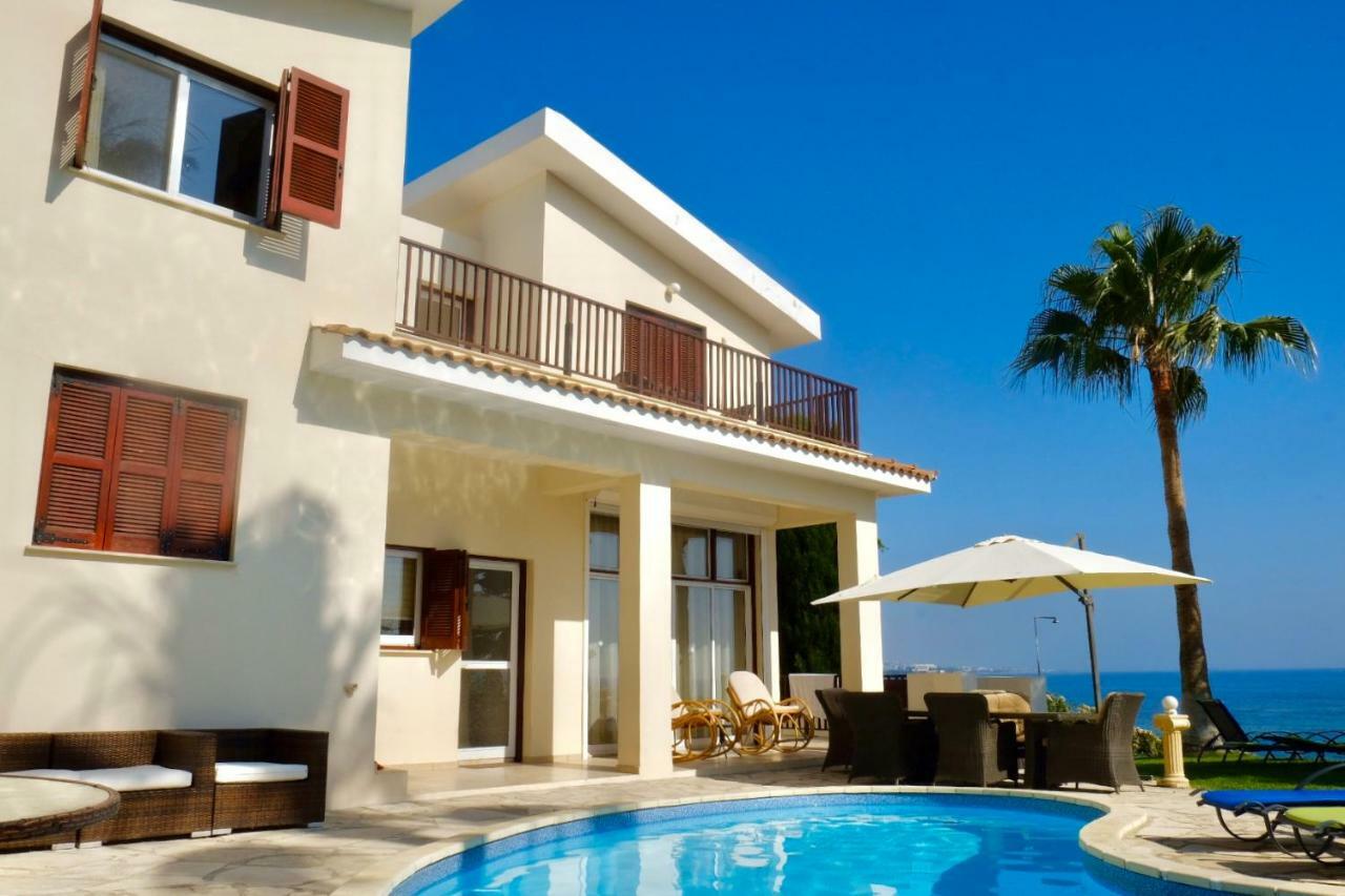 Villa On The First Line Pégeia Exteriör bild